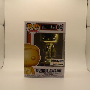 Funko Pop! The Office #1062 Dundie Award AMAZON EXCLUSIVE